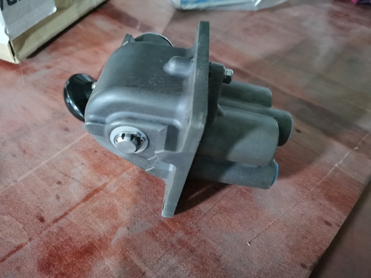 XJ750 वर्कओवर रिग स्पेयर पार्ट थ्री पोजिशन फोर वे वाल्व P59335