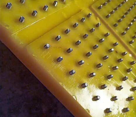 रोटरी टेबल एंटी स्लिप मैट सामग्री पीयू तन्यता ताकत 45 एमपीए ड्रिलिंग प्लेटफॉर्म पर उपयोग