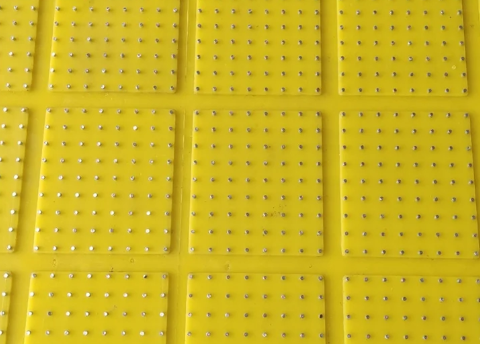 Well-Made Polyurethane 30mm Thickness Rotary Table Anti Slip Mat